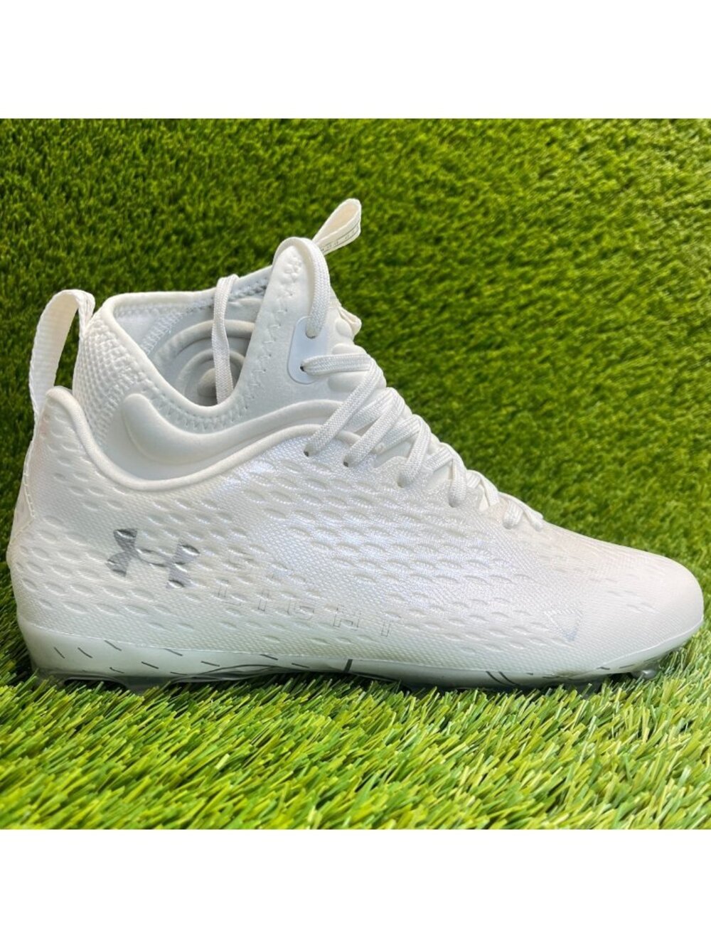 Under Armour Spotlight Lux MC 2.0 Mens Size 9.5 White Running Football Cleats